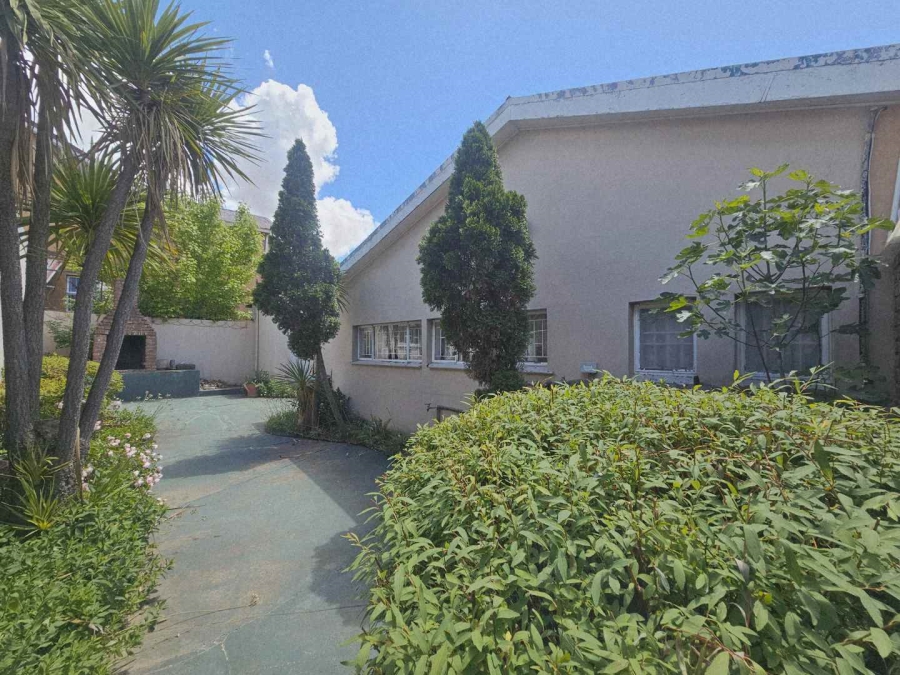 4 Bedroom Property for Sale in Ladybrand Free State